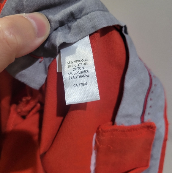 Red stretch pants - Picture 2 of 4